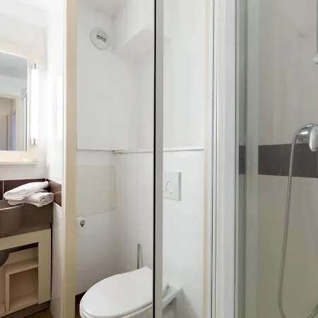 L'esquinade - G3 122 By Interhome Saint-Raphaël